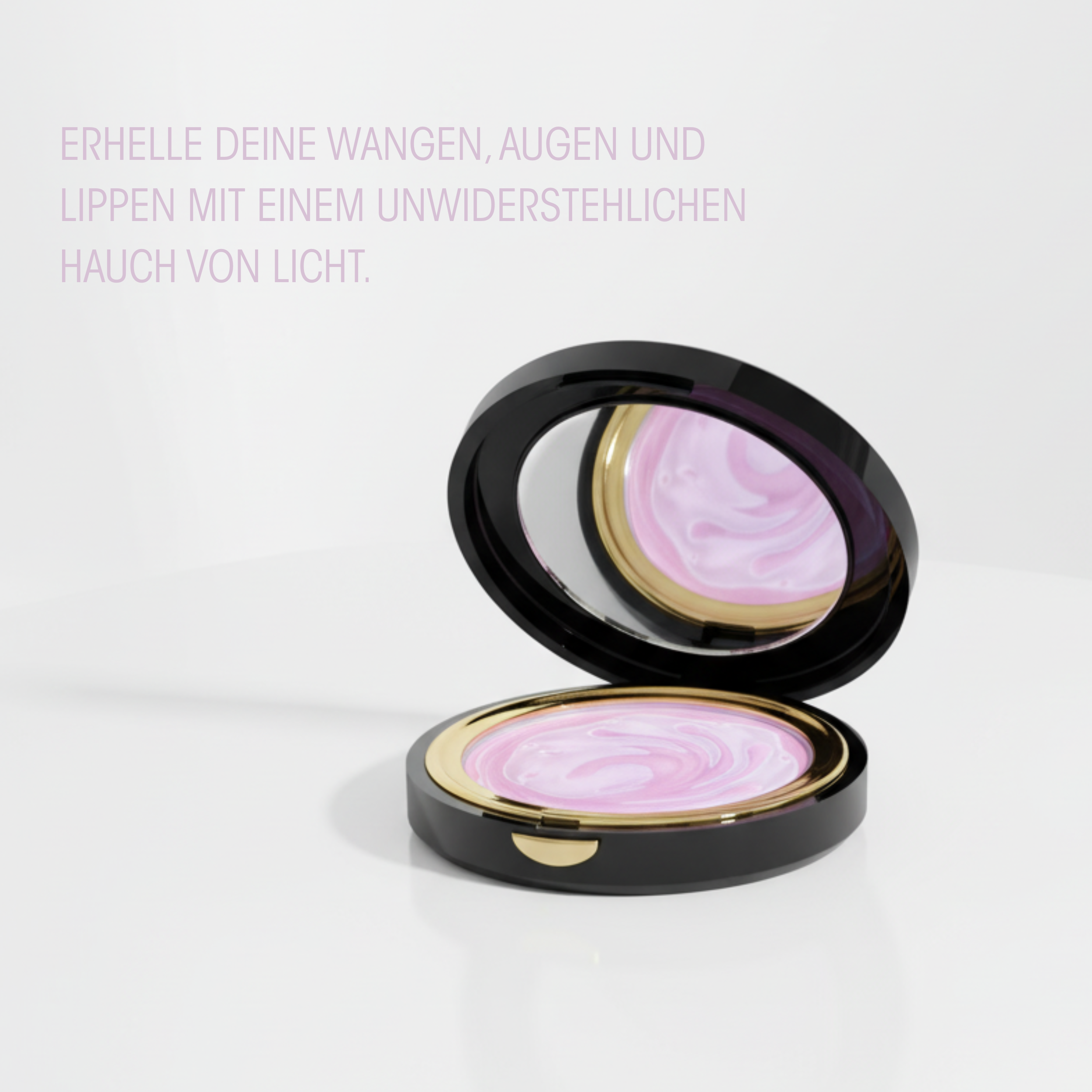 Diamond Glow Compact Highlighter