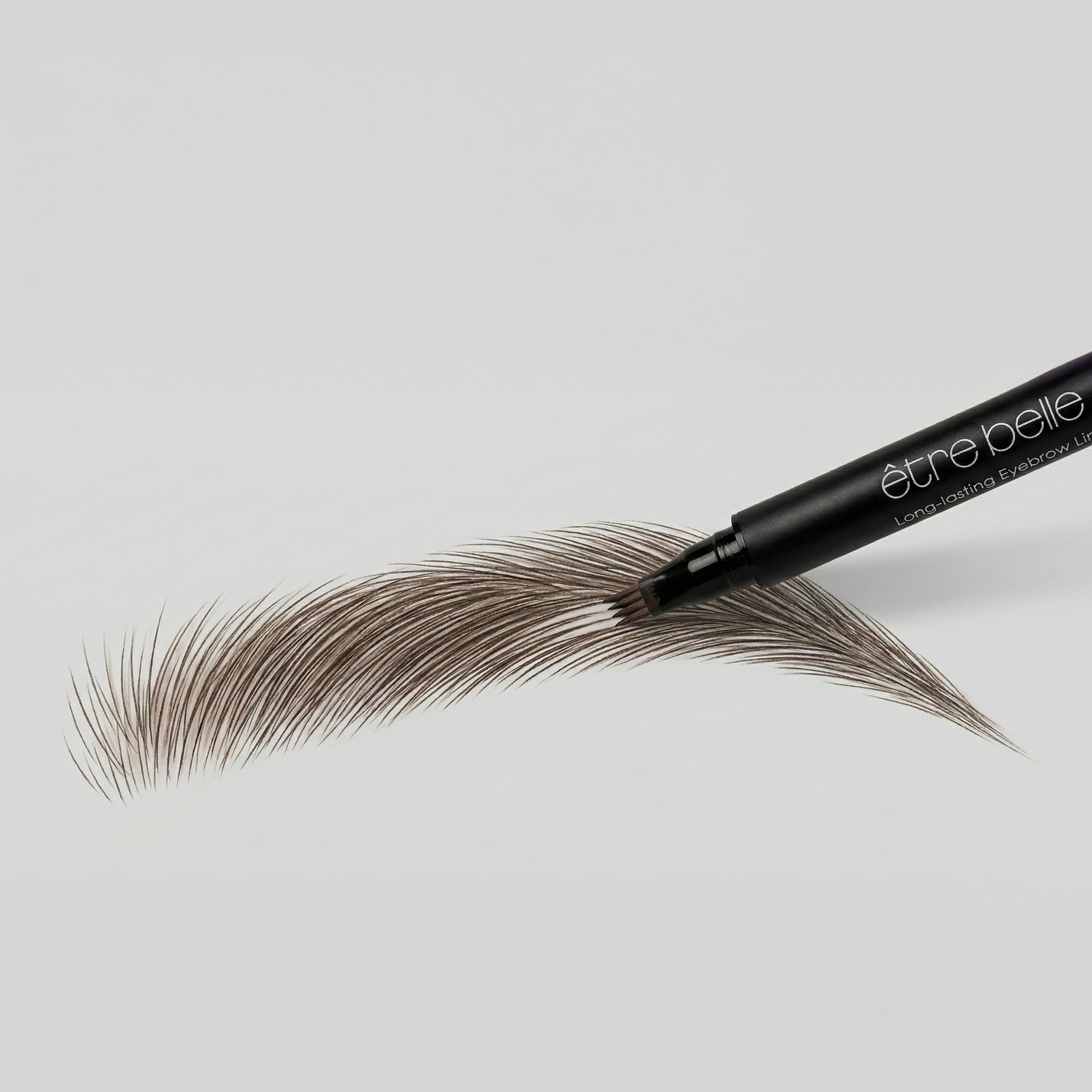 Long-Lasting Eyebrow Liner