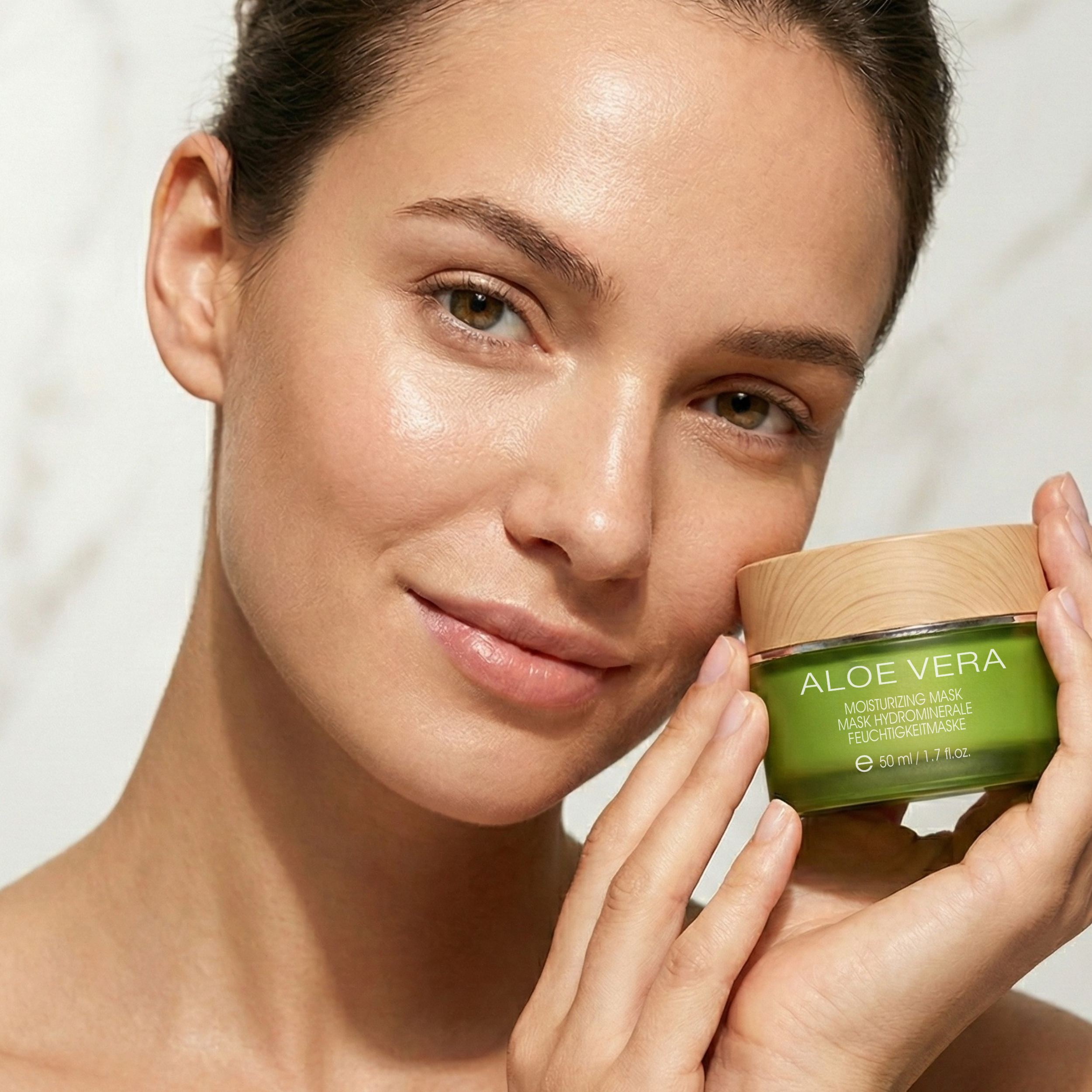 Aloe Vera Moisturizing Mask