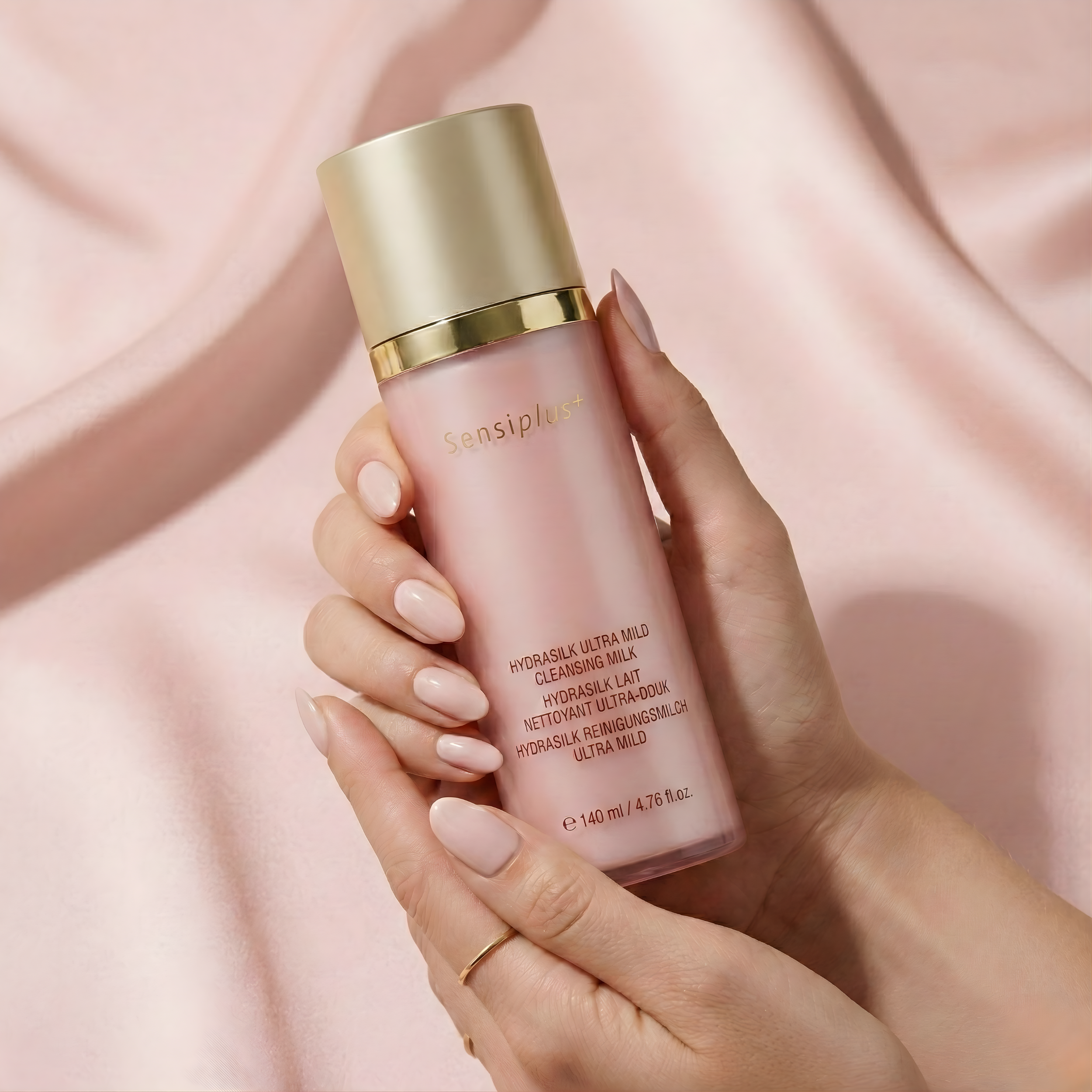 Sensiplus Hydrasilk Ultra Mild Cleansing Milk